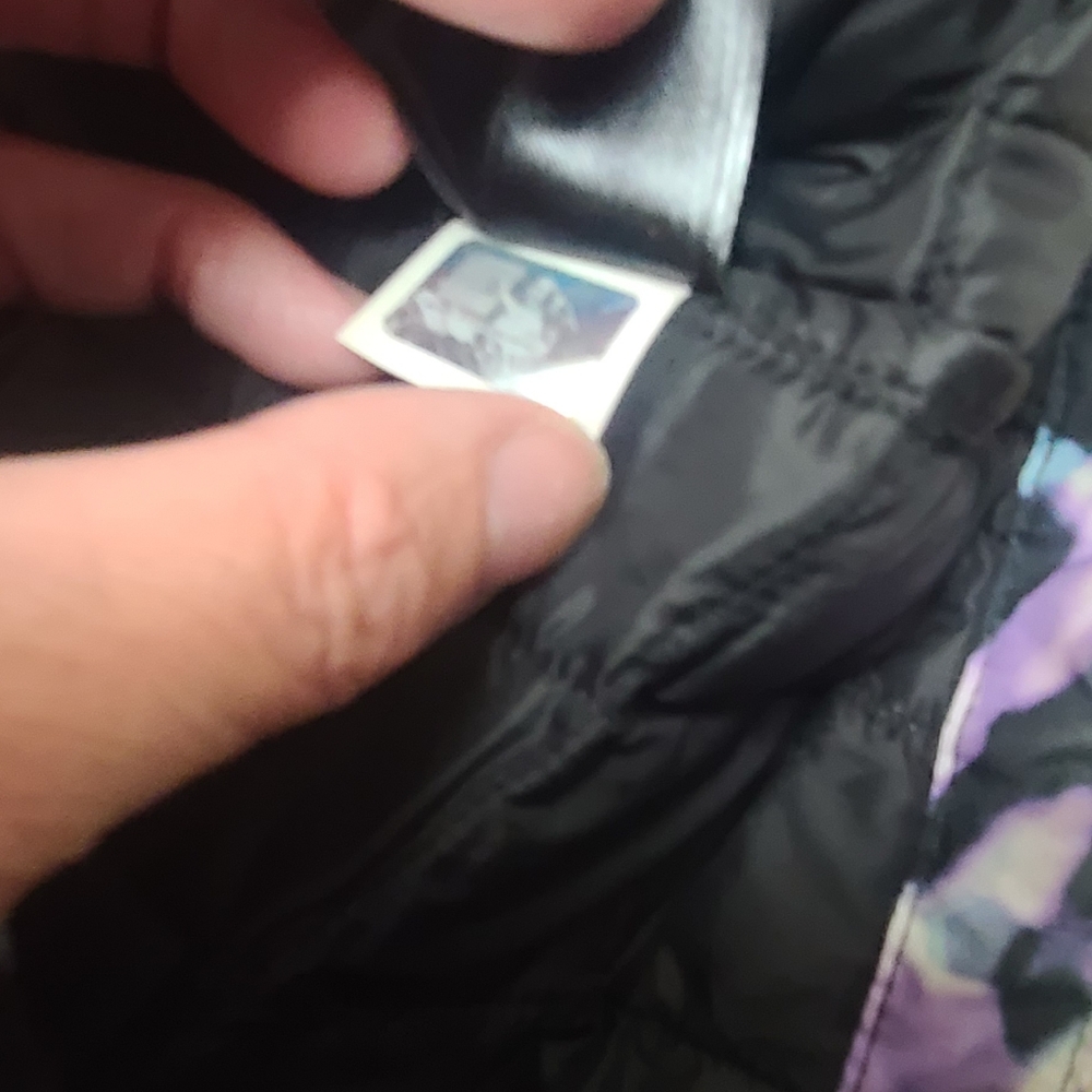 The North Face Thermoball Warm Winter Jacket, Girls Medium - Picture 6 of 11